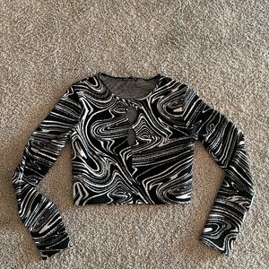 Zara black and white swirl sweater size large